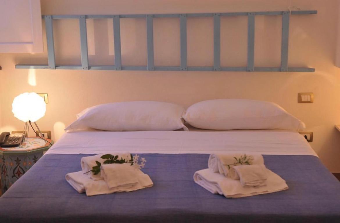 Hotel Villa Pimpina Carloforte  Eksteriør billede
